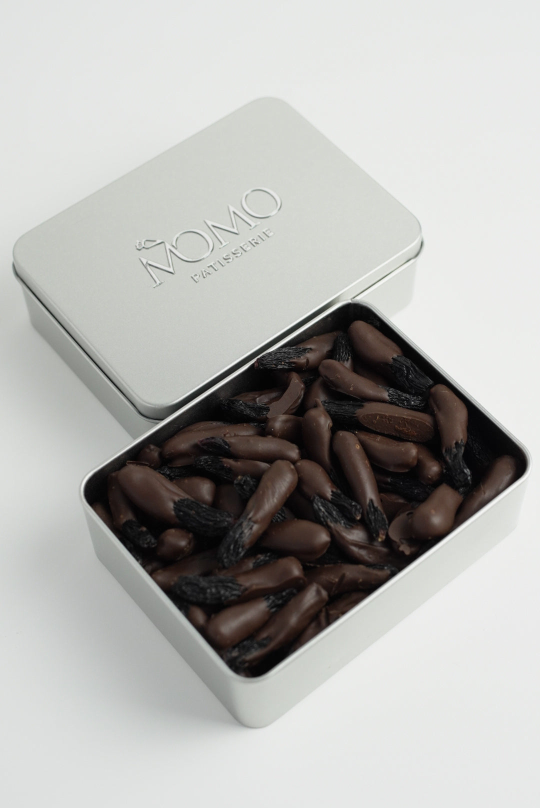 Dark Chocolate Coated Sapphire Raisins